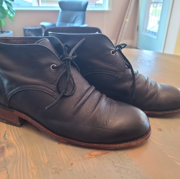 Fluevog Mens 10 boots - Picture 2 of 7